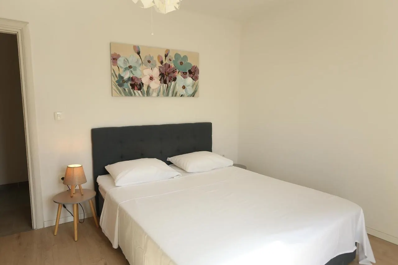 Apartman Luce Trogir 0*,  Croatia